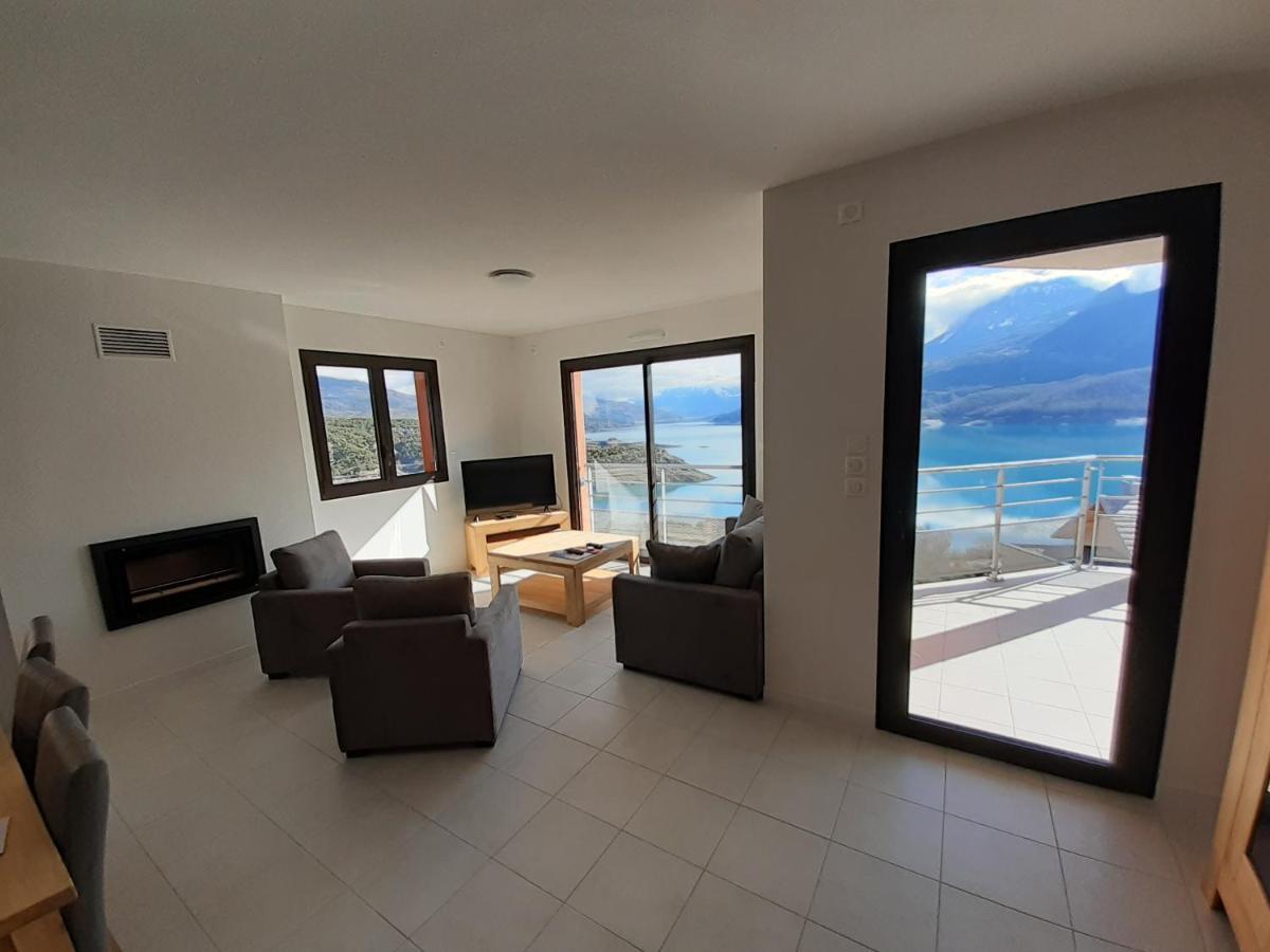 Vaste Appartement 3 Chambres - Vue Exceptionnelle ชอร์จส์ ภายนอก รูปภาพ