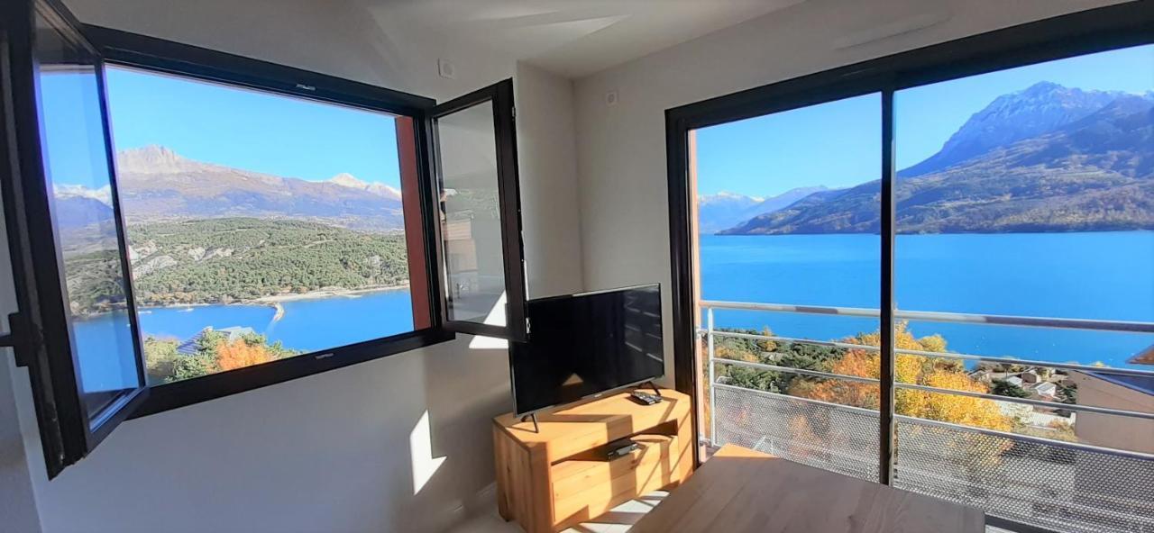 Vaste Appartement 3 Chambres - Vue Exceptionnelle ชอร์จส์ ภายนอก รูปภาพ